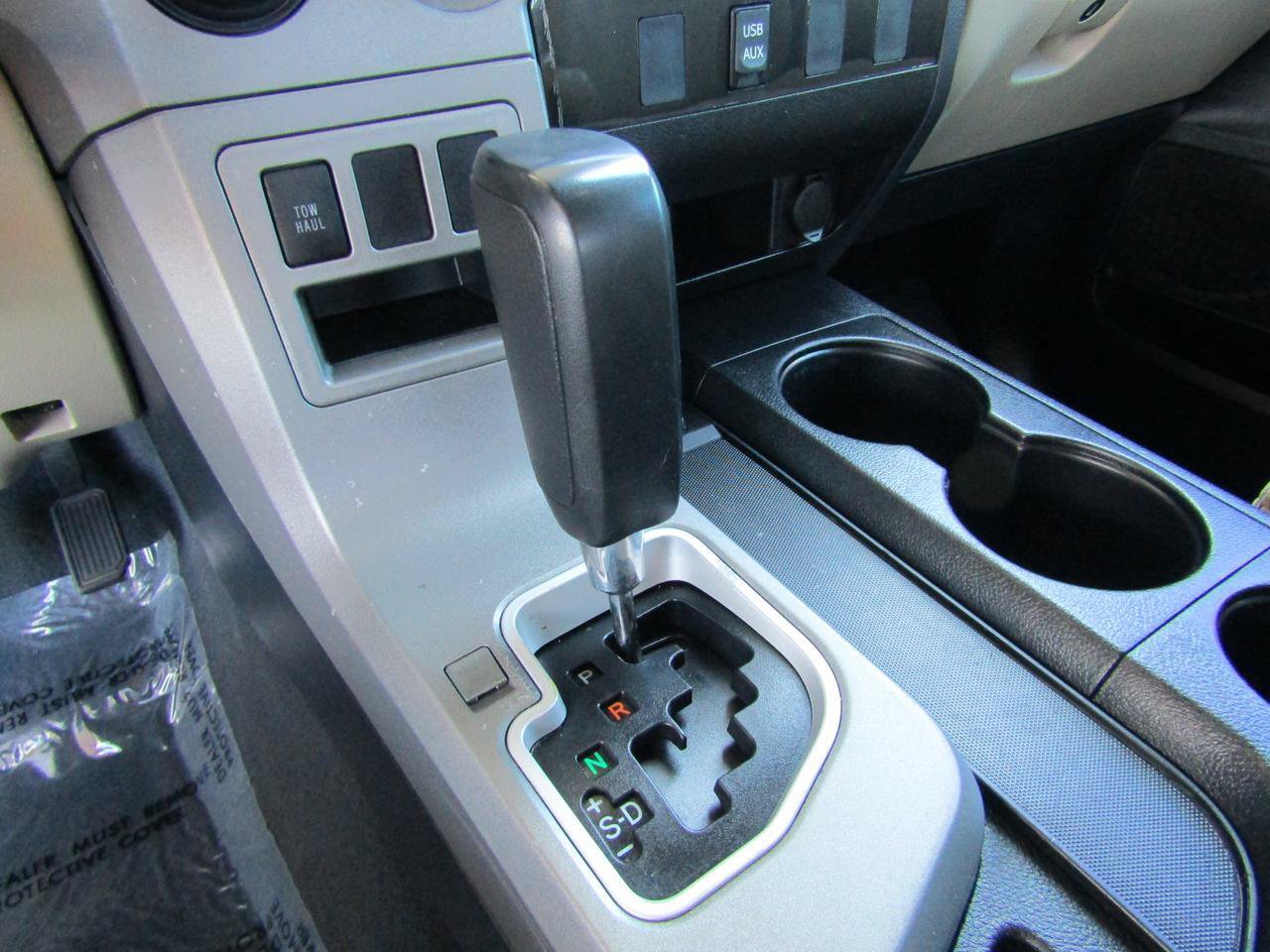 Used 2012 Toyota Tundra 2WD CrewMax w/ SR5 Pkg image 21