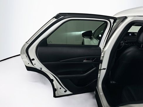 Used 2022 MAZDA CX-30 AWD 2.5 S w/ Select Package image 24