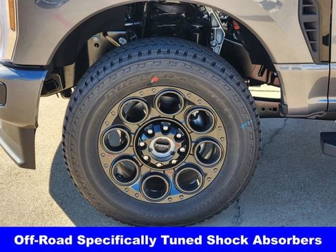 New 2026 Ford F250 Lariat w/ Black Appearance Package image 10