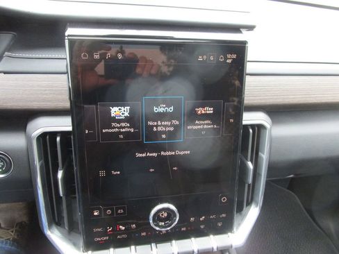 New 2026 GMC Acadia Denali image 38