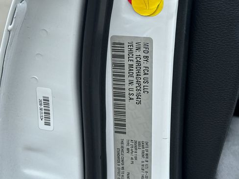 Used 2023 Dodge Durango SXT RWD image 34