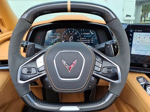 Used 2025 Chevrolet Corvette Z06 w/ Stealth Interior Trim Package RWD image 17