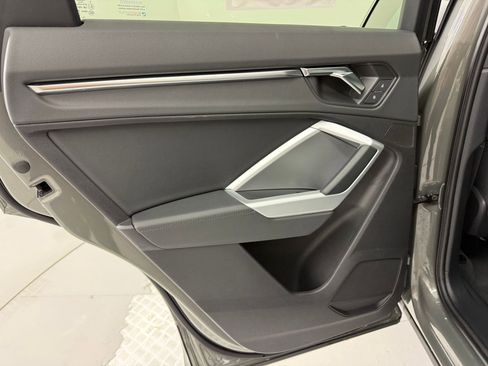 Used 2020 Audi Q3 2.0T Premium Plus w/ Premium Plus Package image 17