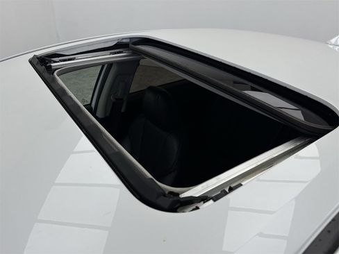 Used 2022 Honda Insight Touring image 38