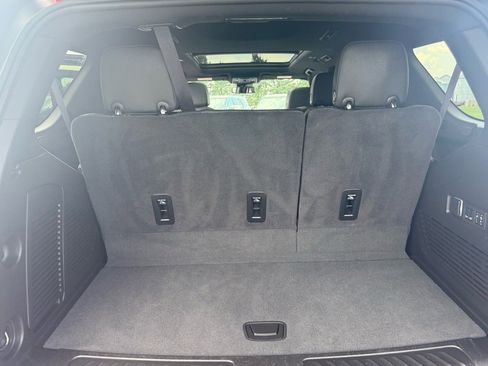 Used 2024 Chevrolet Tahoe LT w/ Luxury Package image 24