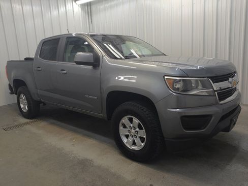 Used 2019 Chevrolet Colorado W/T w/ WT Convenience Package RWD image 11