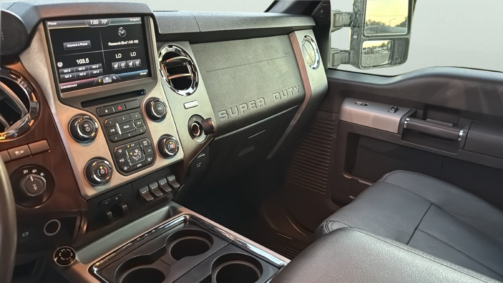 Used 2016 Ford F250 Lariat w/ Lariat Ultimate Package AWD/4WD image 19