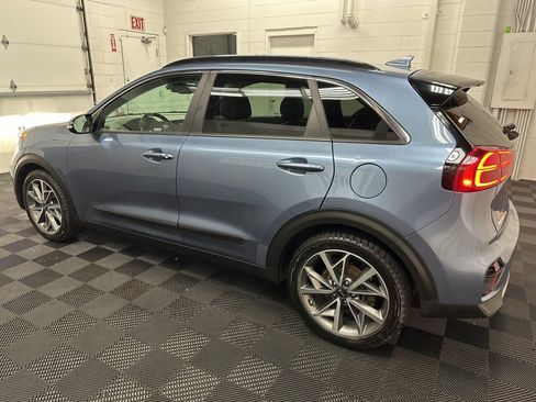 Used 2021 Kia Niro Touring image 7