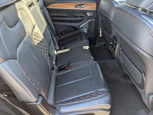 Used 2022 Jeep Grand Cherokee L Summit image 19