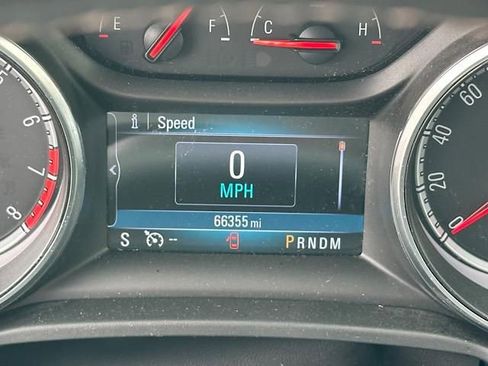 Used 2018 Buick Regal Essence w/ Driver Confidence Package #1 image 20