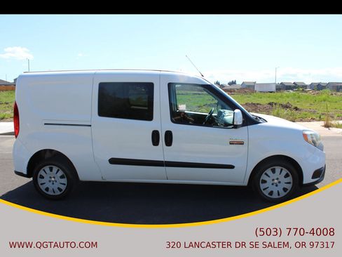 Used 2016 RAM ProMaster City Tradesman SLT w/ Rear Back-up Camera Group FWD image 6