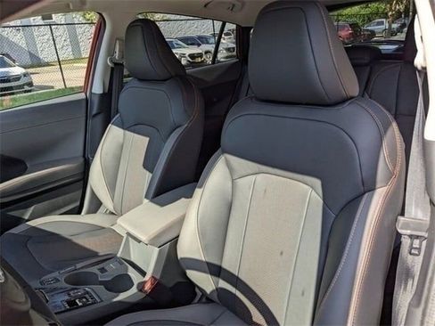 New 2025 Subaru Crosstrek 2.5i Limited w/ Popular Package #3A image 24