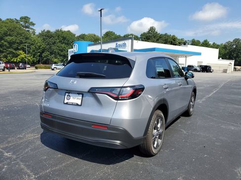 New 2026 Honda HR-V LX image 7