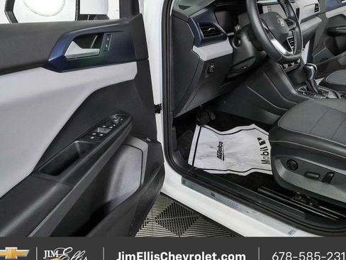 Used 2022 Volkswagen Taos SE AWD/4WD image 7