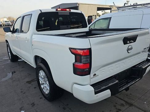 Used 2024 Nissan Frontier SV w/ SV Convenience Package image 33