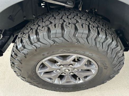 Certified 2025 Ford Bronco Badlands AWD/4WD image 7