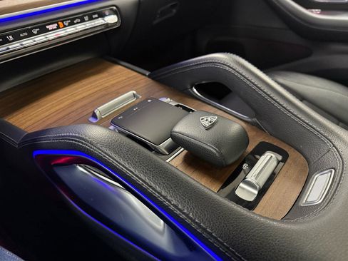 Used 2020 Mercedes-Benz GLS 450 4MATIC image 20