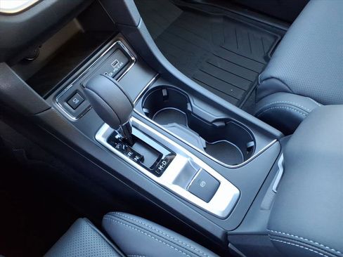 New 2026 Subaru Ascent Limited image 16