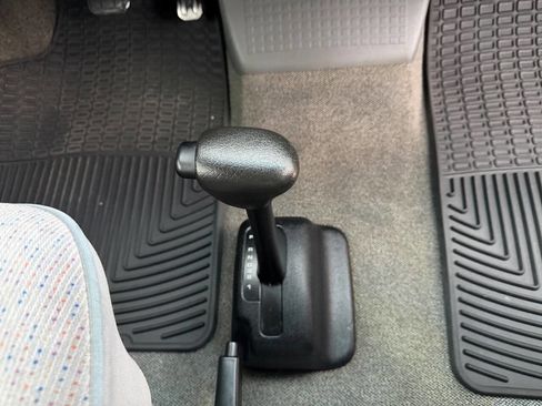 Used 1993 Volkswagen Eurovan MV image 16