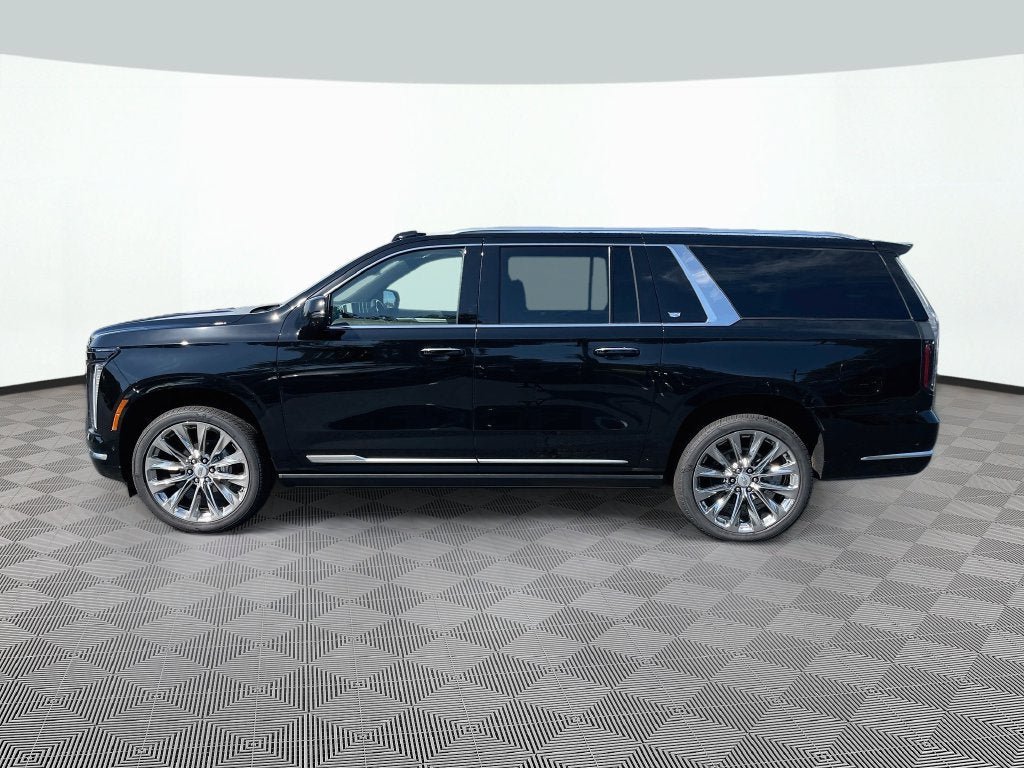 New 2026 Cadillac Escalade ESV Luxury w/ LPO, Radiant Package AWD/4WD image 8