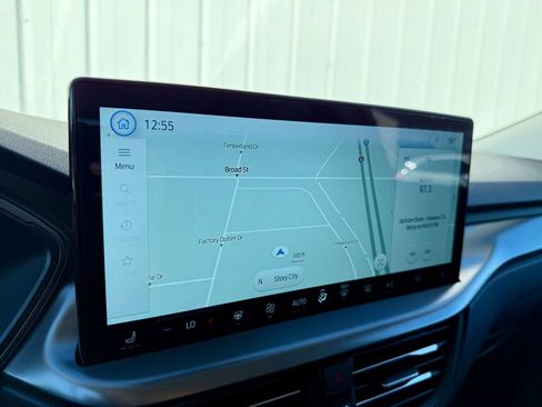 Certified 2025 Ford Escape SE image 28