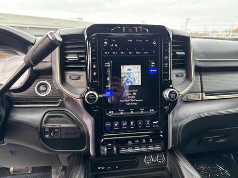 Used 2019 RAM 2500 Limited image 13