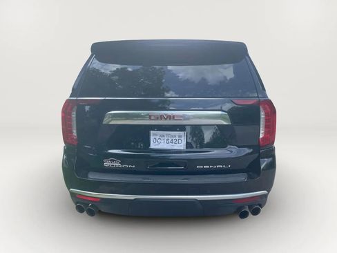 Used 2021 GMC Yukon XL Denali w/ Denali Premium Package image 4