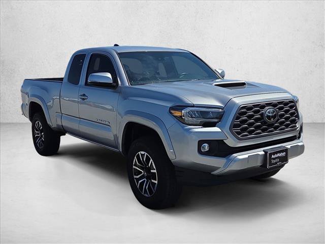Used 2022 Toyota Tacoma TRD Sport w/ TRD Premium Sport Package RWD image 4