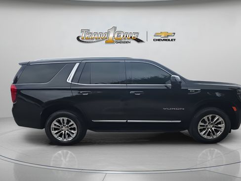 Used 2022 GMC Yukon SLT w/ SLT Premium Package RWD image 9