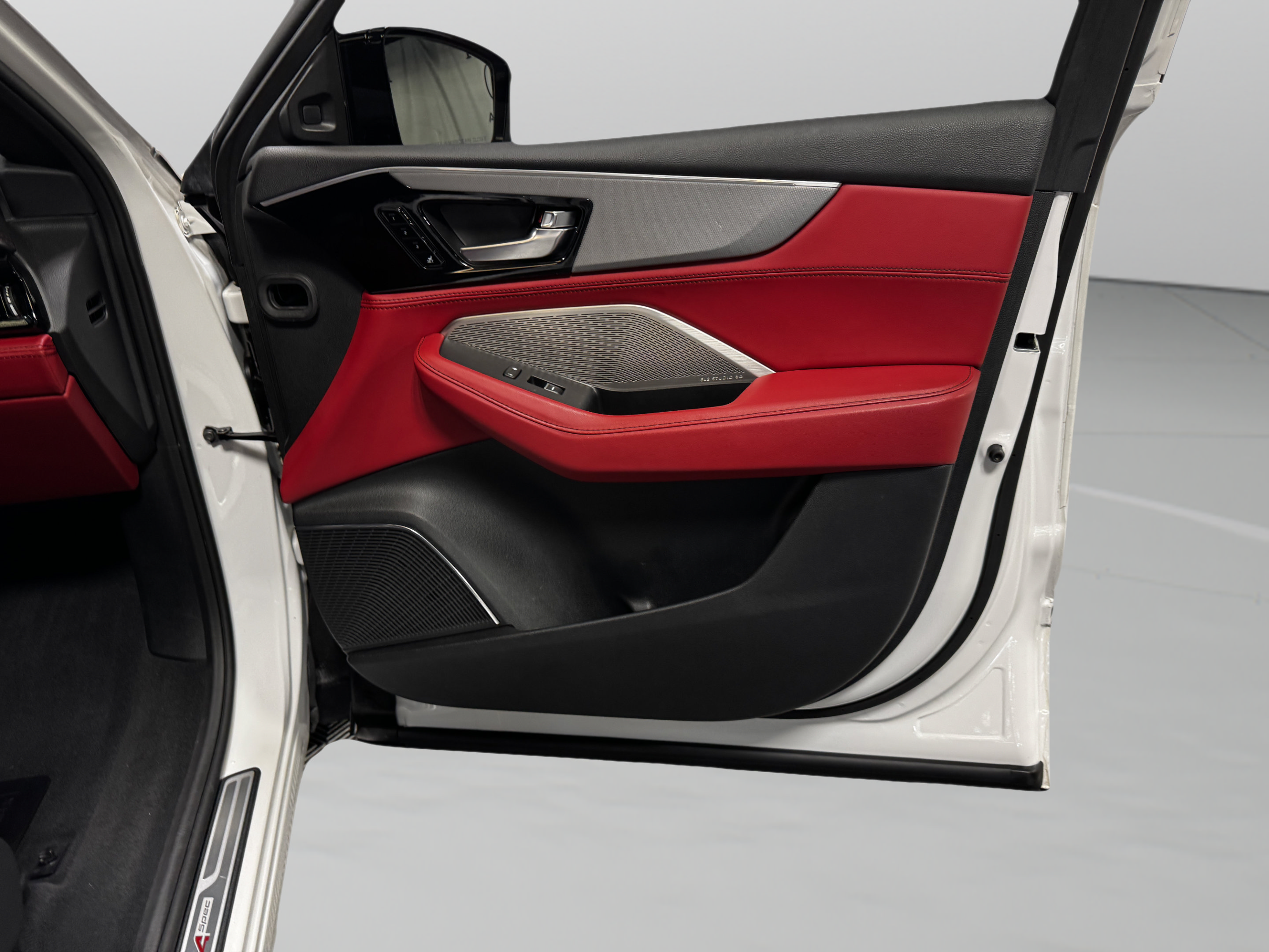 Certified 2023 Acura MDX A-Spec AWD/4WD image 15