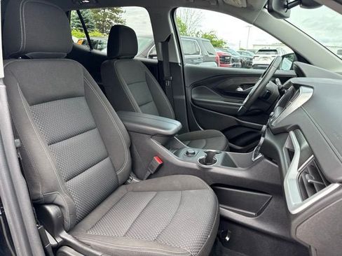 Used 2024 GMC Terrain SLE FWD image 28