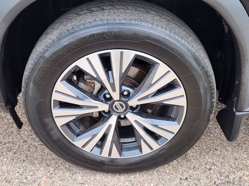 Used 2021 Nissan Rogue SV AWD/4WD image 5