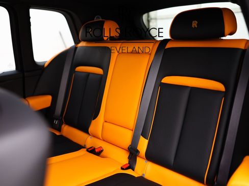 New 2026 Rolls-Royce Cullinan image 47
