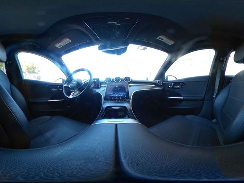 Used 2024 Mercedes-Benz C 300 4MATIC Sedan image 44