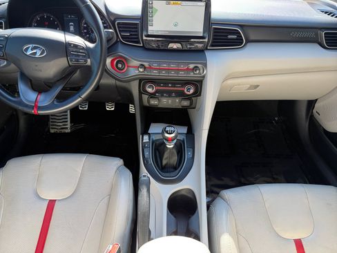 Used 2019 Hyundai Veloster Turbo Ultimate image 11
