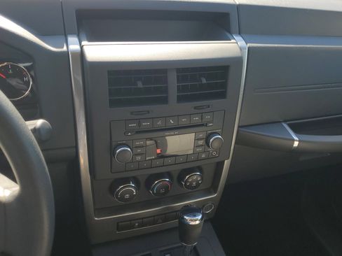 Used 2010 Jeep Liberty Sport w/ Popular Equipment Group image 23