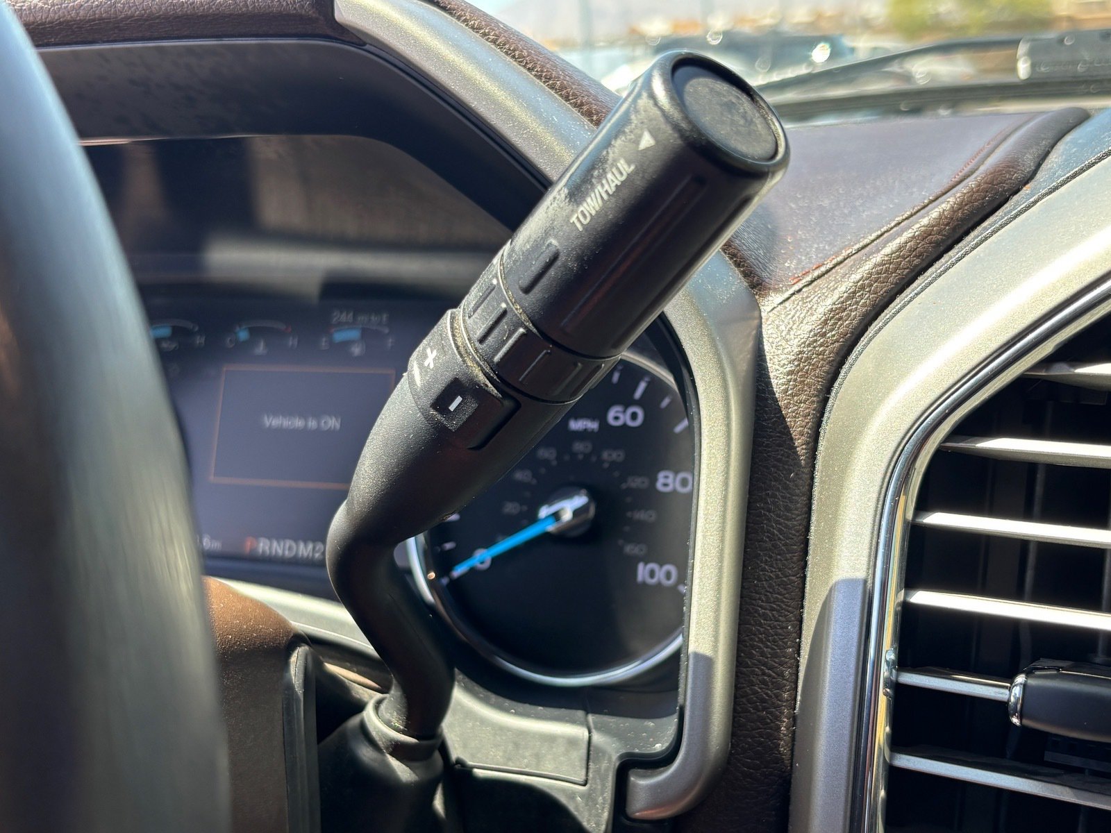Used 2018 Ford F350 King Ranch w/ King Ranch Ultimate Package AWD/4WD image 25