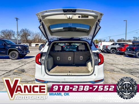 Used 2022 GMC Terrain Denali w/ Denali Premium Package image 15