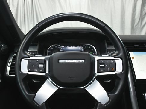 Used 2023 Land Rover Discovery S R-Dynamic image 40