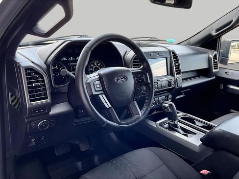 Used 2018 Ford F150 XLT w/ Equipment Group 302A Luxury AWD/4WD image 18