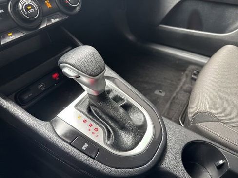 Used 2024 Kia Forte LXS w/ LXS Technology Package FWD image 28