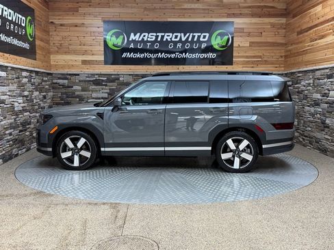 Used 2025 Hyundai Santa Fe Limited image 6