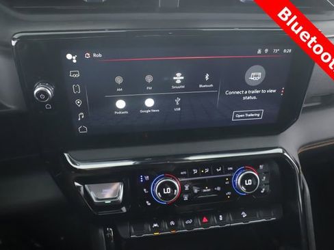 Used 2022 GMC Sierra 1500 AT4 w/ AT4 Preferred Package AWD/4WD image 5