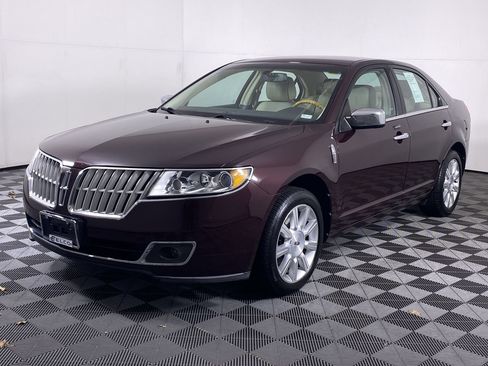 Used 2012 Lincoln MKZ image 13