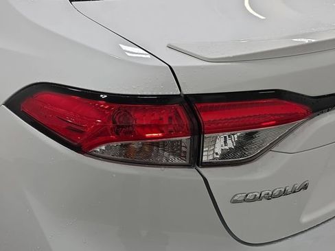 Certified 2023 Toyota Corolla SE w/ Carpet Mat Package (TMS) FWD image 28