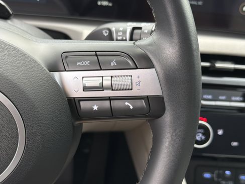Used 2025 Hyundai Tucson SEL FWD image 20
