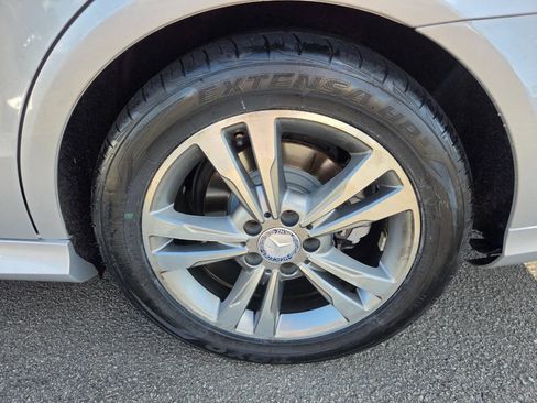 Used 2014 Mercedes-Benz E 350 4MATIC Wagon w/ Premium 1 Package image 22