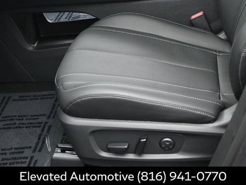 Certified 2026 INFINITI QX60 Pure w/ Cargo Package AWD/4WD image 17
