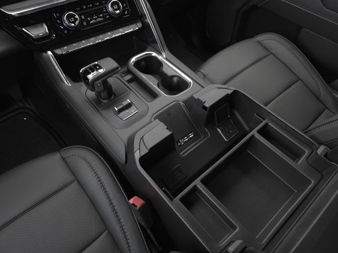 New 2026 GMC Sierra 1500 Denali AWD/4WD image 16