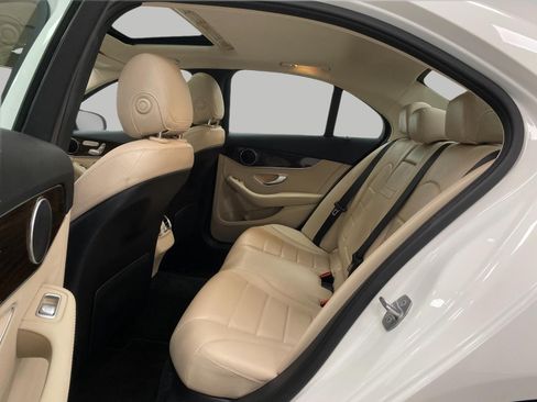 Used 2019 Mercedes-Benz C 300 4MATIC Sedan image 27